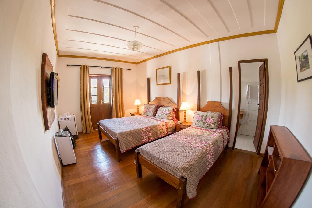 Pouso Lar Doce Lar Hotel Tiradentes Eksteriør billede