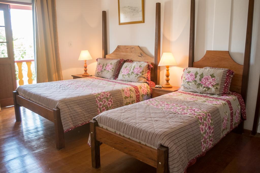 Pouso Lar Doce Lar Hotel Tiradentes Eksteriør billede